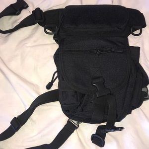 Black Thigh Bag\ Fanny Pack